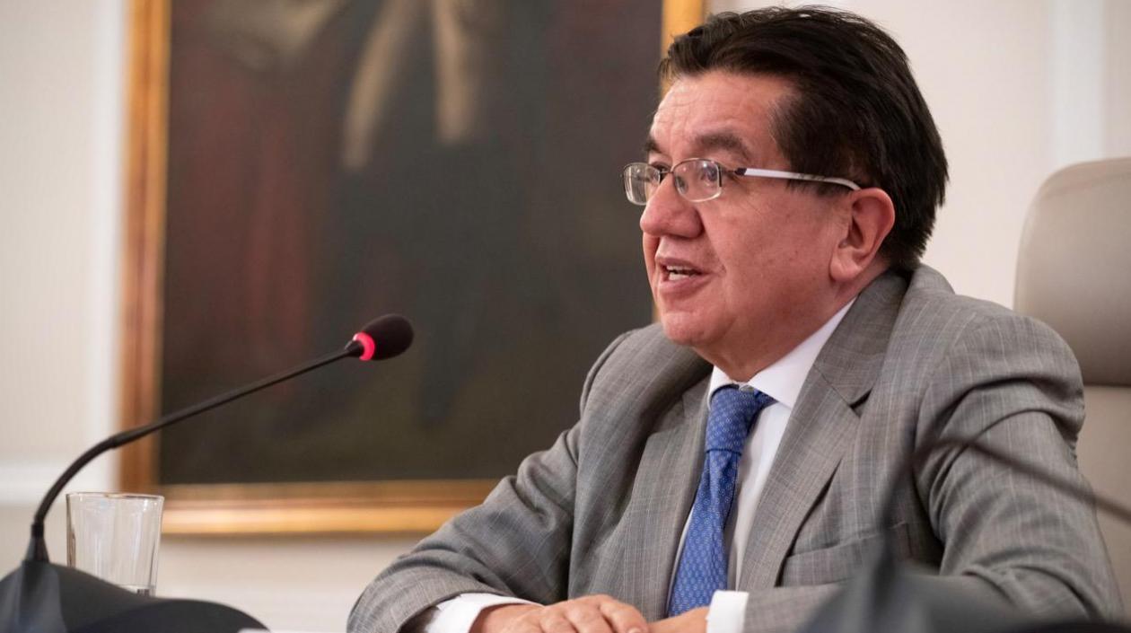 El Ministro de Salud, Fernando Ruiz.