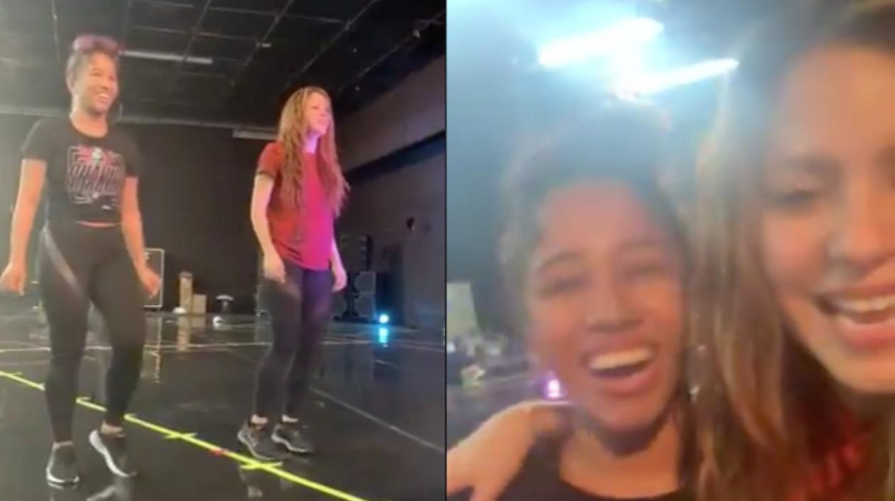 Shakira junto a su bailarina Liz Dany Campos.