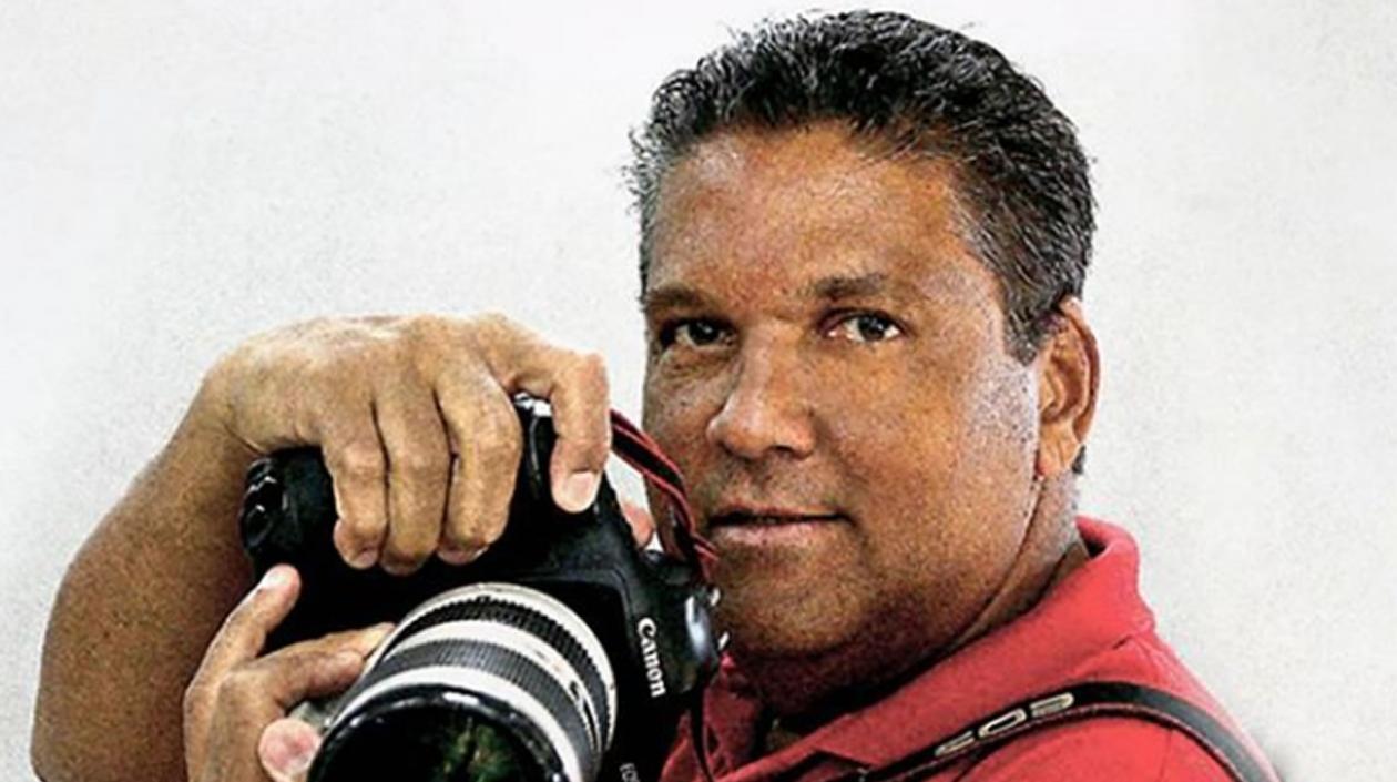 Carlos Capella, uno de los participantes de la exhibición.