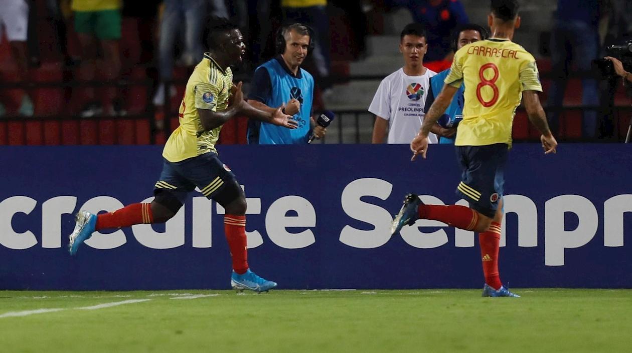 Edwuin Cetré y Jorge Carrascal.