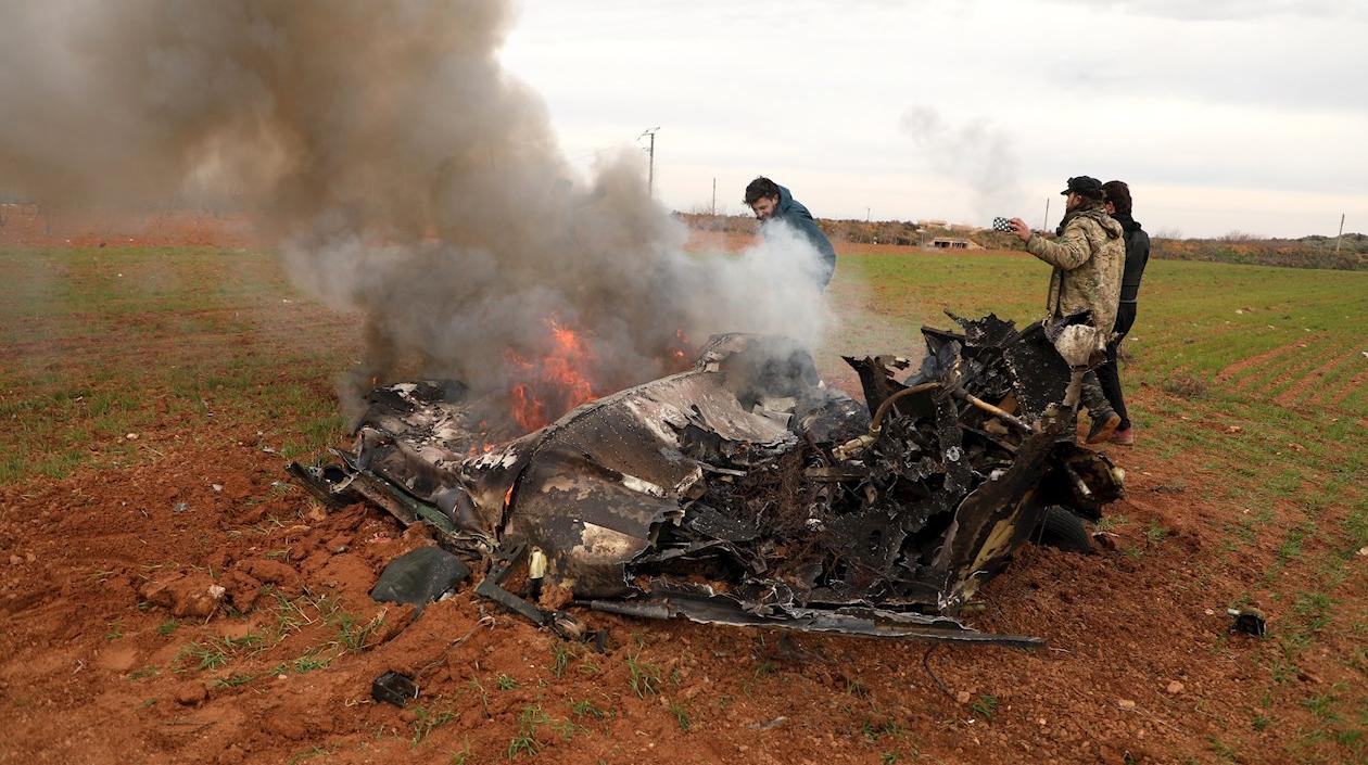 Restos del helicóptero.