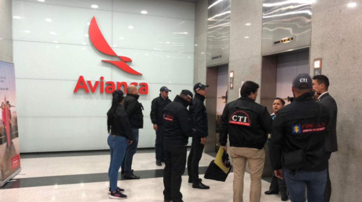 Allanamiento a oficinas en Avianca.