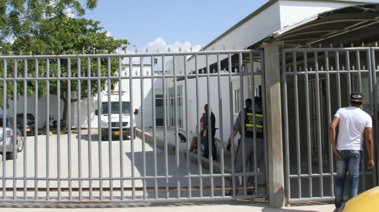 El lesionado fue llevado a la Clínica Adela de Char de Soledad.