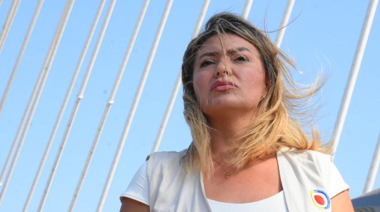 Martha Angélica Martínez, Contralora Delegada para la Infraestructura