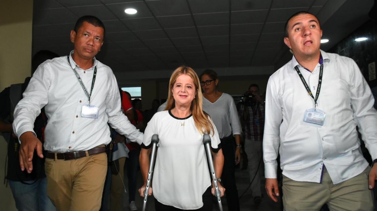 Gobernadora Elsa Noguera en una visita al CARI.