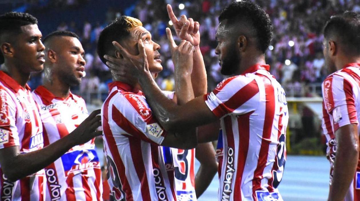 Dos figuras del Junior: Teo y Borja.