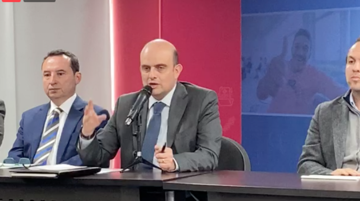 Iván González, ministro de Salud.