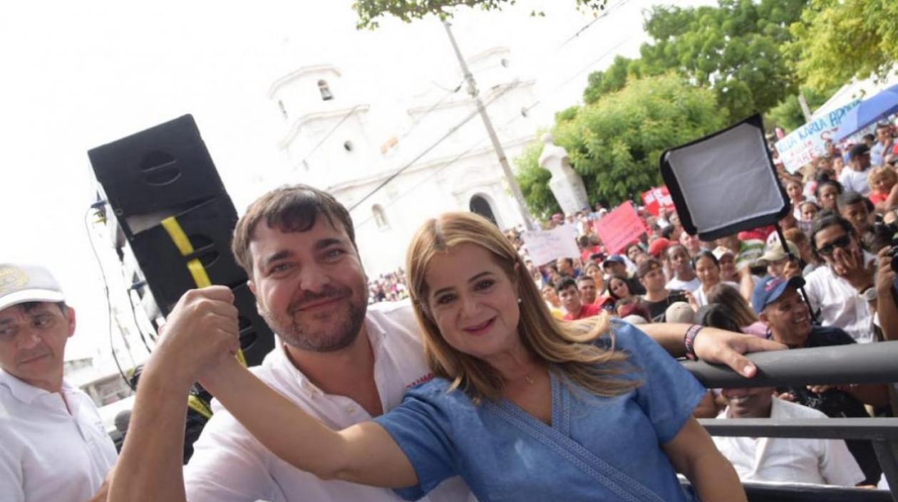 Jaime Pumarejo y Elsa Noguera.