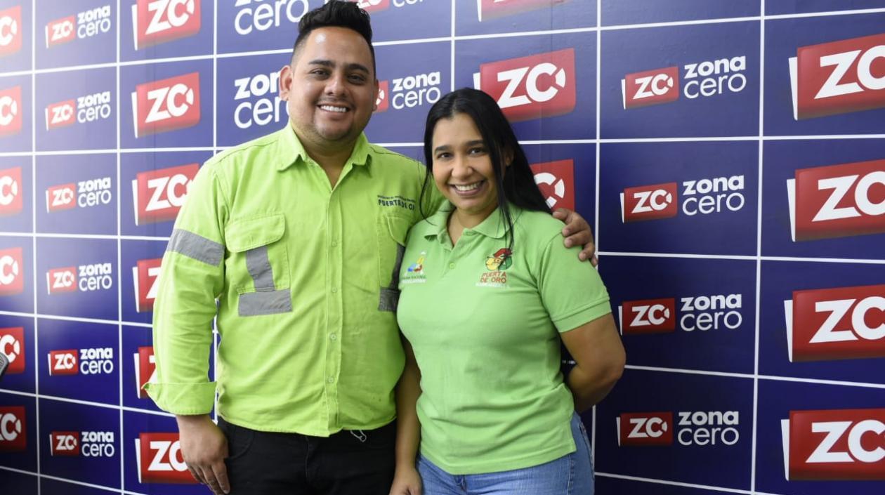 Bryan Castillo (coordinador operativo) y Karol Gutiérrez (representante legal) de la asociación.