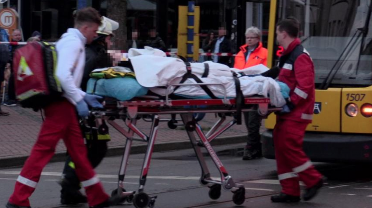 Los heridos fueron trasladados a centros asistenciales.