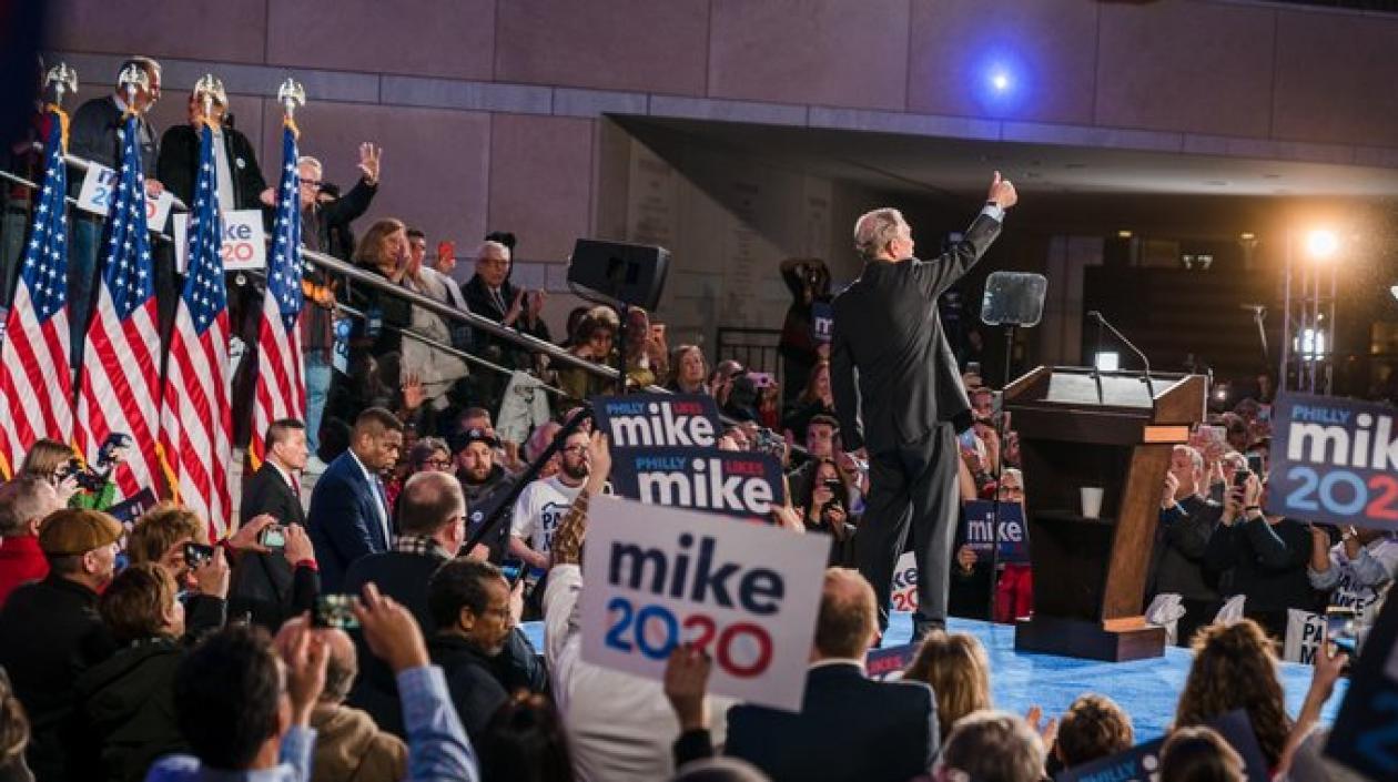 Michael Bloomberg anunció que apoyará a Joe Biden.