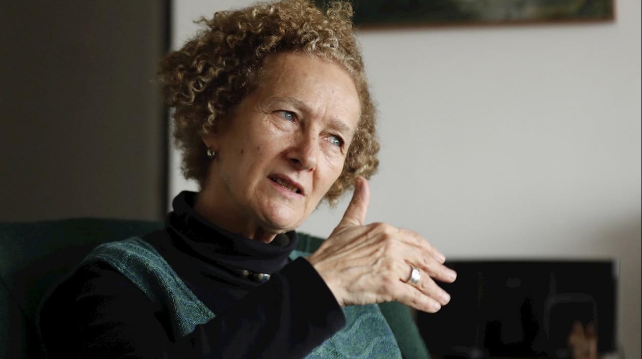 Vera Grabe Loewenherz.