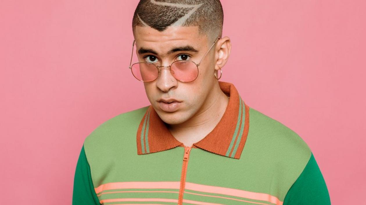  Bad Bunny,  cantante puertorriqueño.