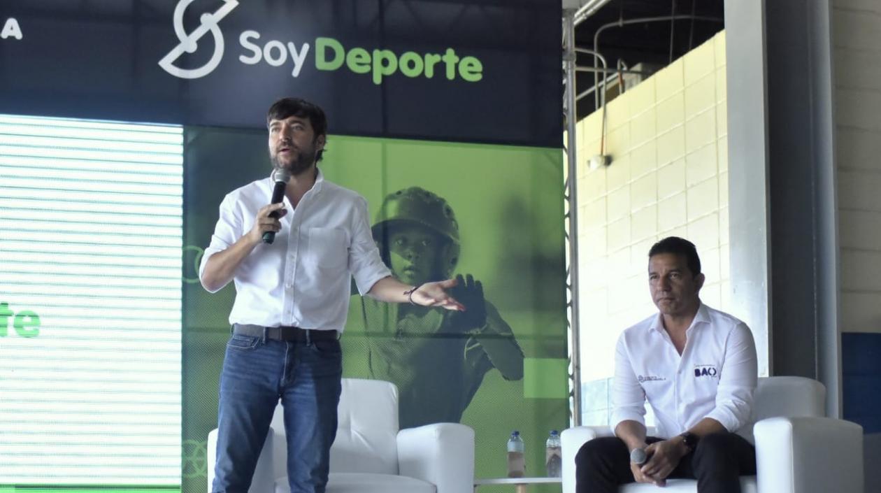 El Alcalde de Barranquilla, Jaime Pumarejo.