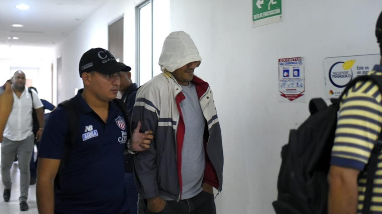 Carlos Vilarete cuando llegaba a la audiencia de este miércoles.