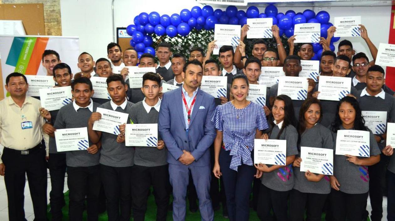 La alianza entre el SENA y Microsoft certificará a los inscritos en la sistematización de datos masivos.