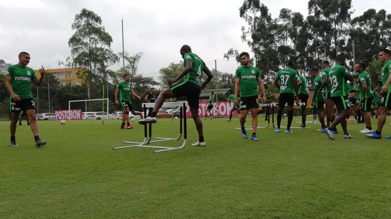 Jugadores de Nacional durante un entrenamiento. 