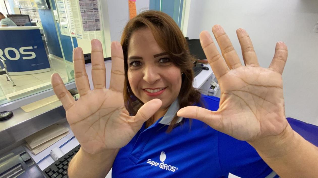 Zoila Medrano, asesora de superGIROS.