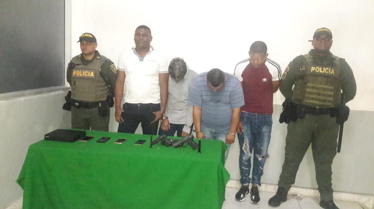 Los cuatro capturados en la URI de la Fiscalía.