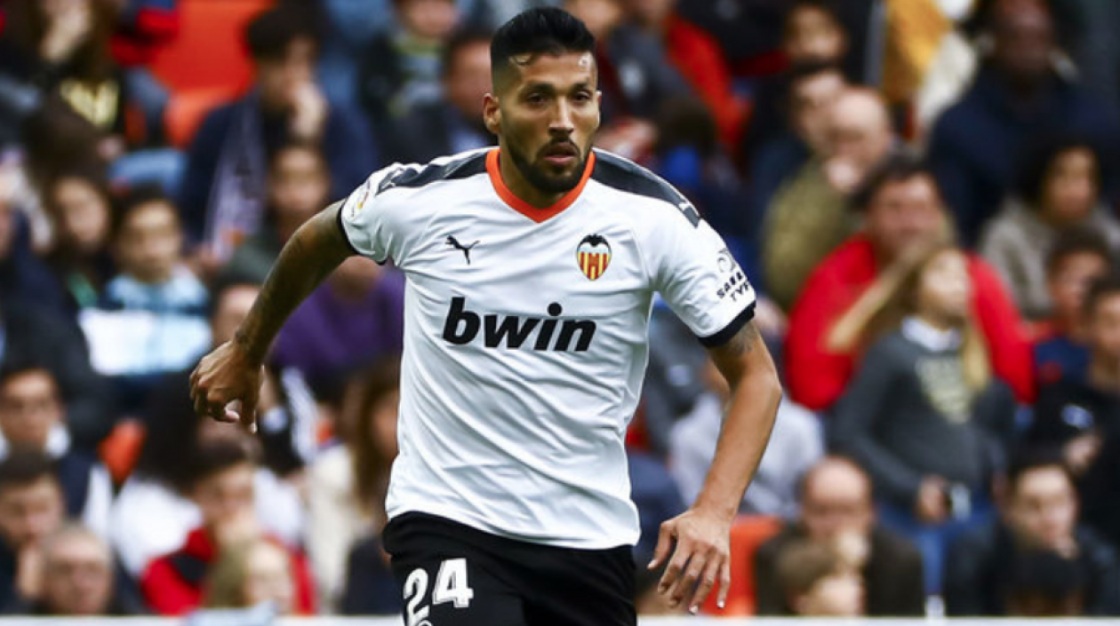 El defensa argentino del Valencia, Ezequiel Garay.