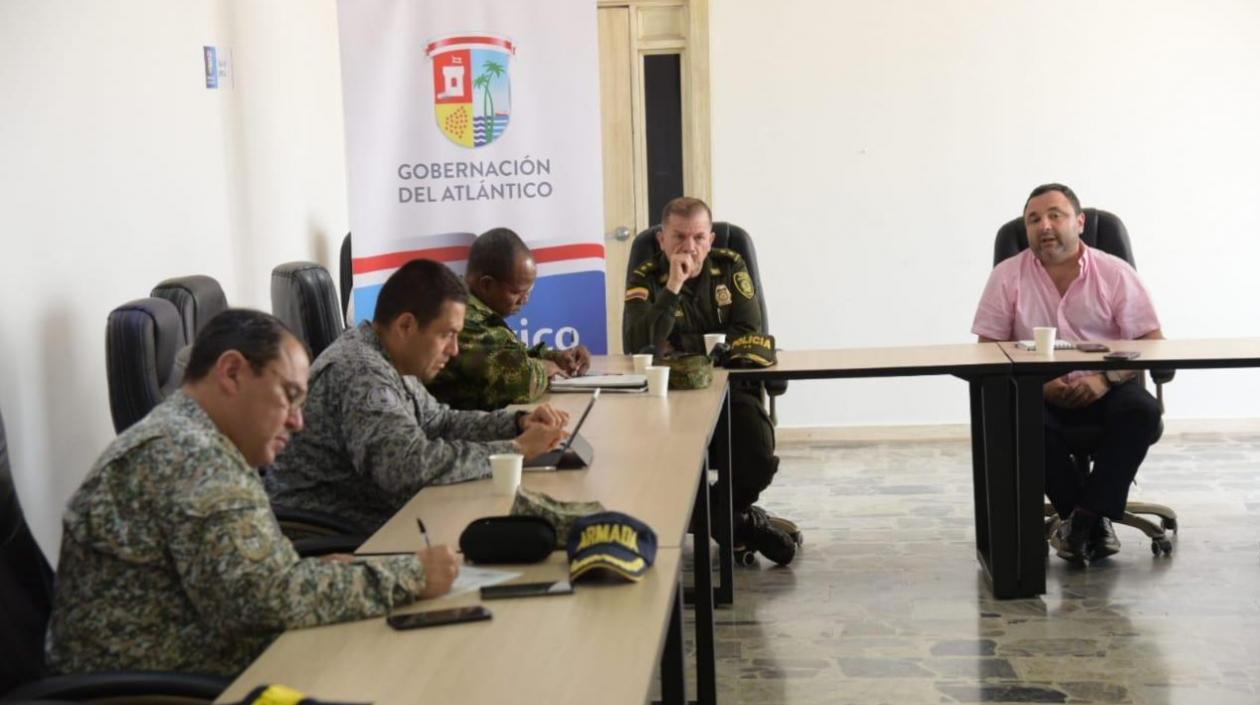 Yesid Turbay, Secretario del Interior del Atlántico, se reunión con mandos militares y de Policía.