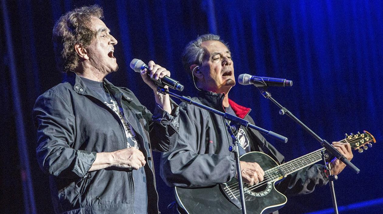 Dúo Dinámico, agrupación española.