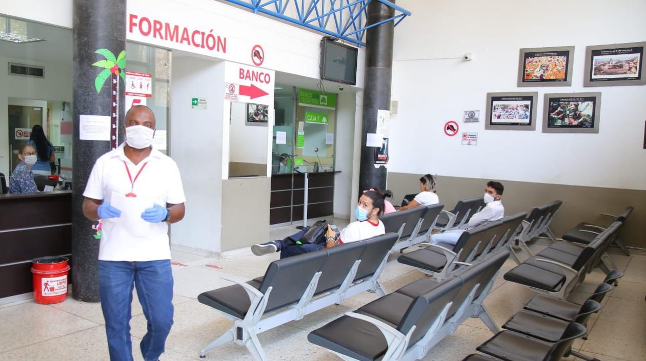 Oficina de Pasaportes estará en cuarentena.