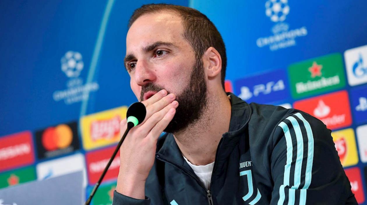 Gonzalo Higuaín, delantero argentino. 