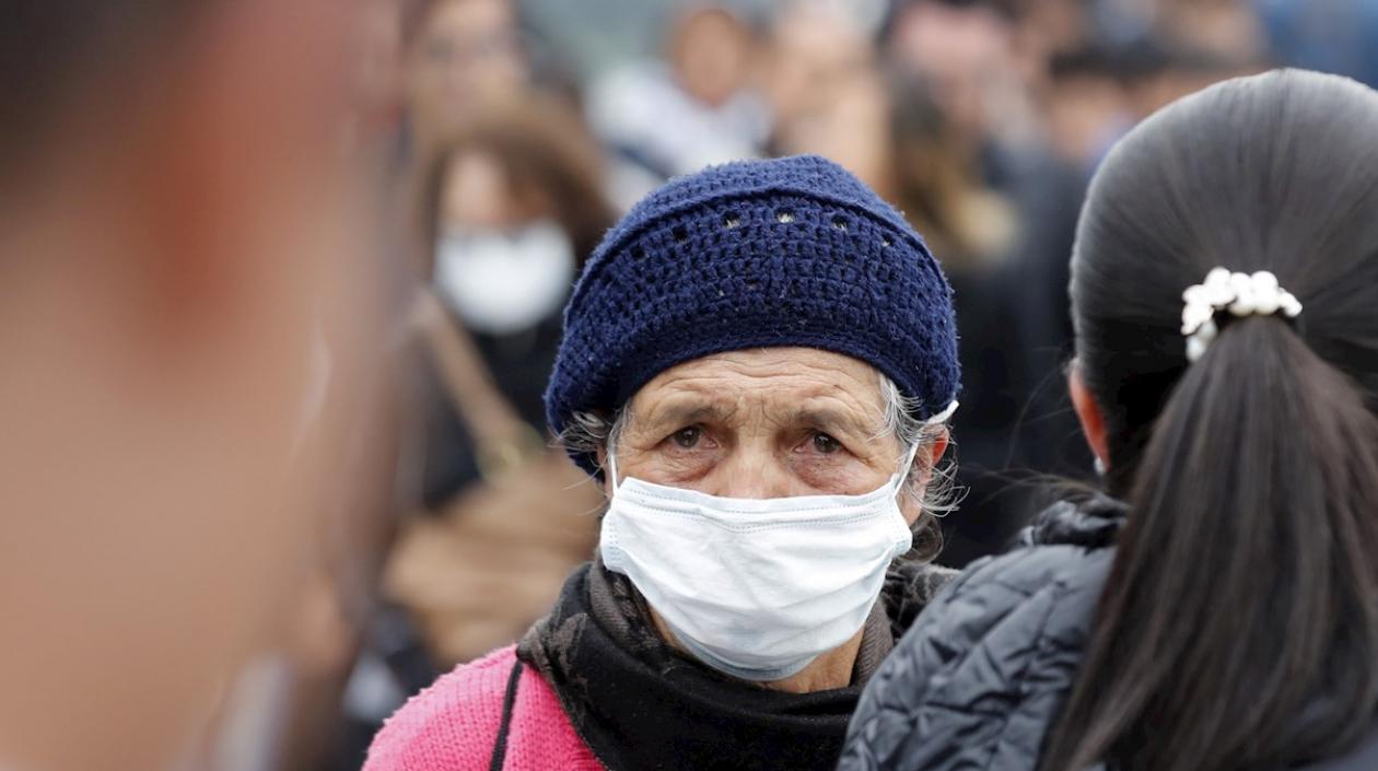 Los mayores de 70 a aislamiento obligatorio en Colombia.
