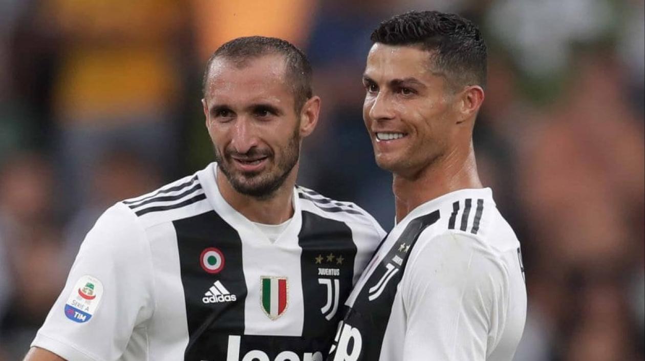 Giorgio Chiellini y Cristiano Ronaldo.