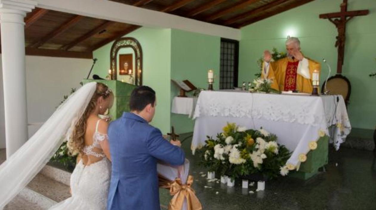Matrimonio del congresista Erwin Arias.