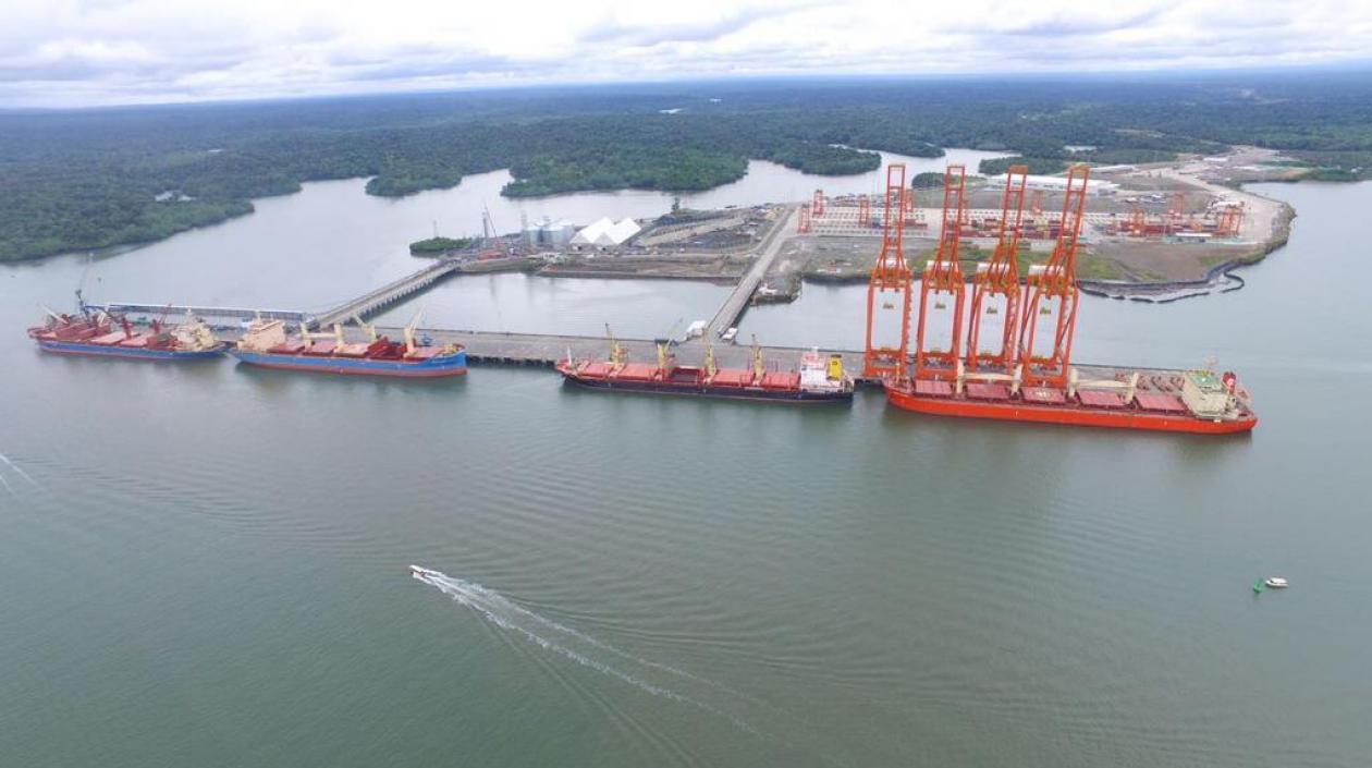 Las operaciones portuarias se realizan atendiendo las recomendaciones sanitarias.