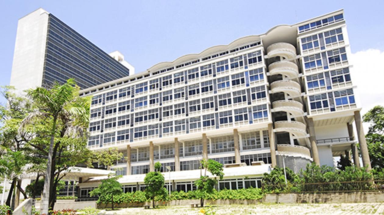 Edificio Lara Bonilla, donde funciona la mayoría de despachos judiciales y administrativos.