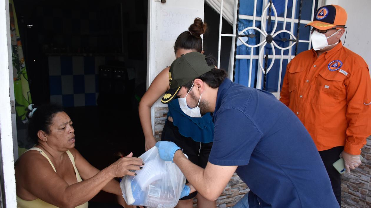 Casa por casa. Así llegó el Alcalde Pumarejo en el Suroriente de Barranquilla.