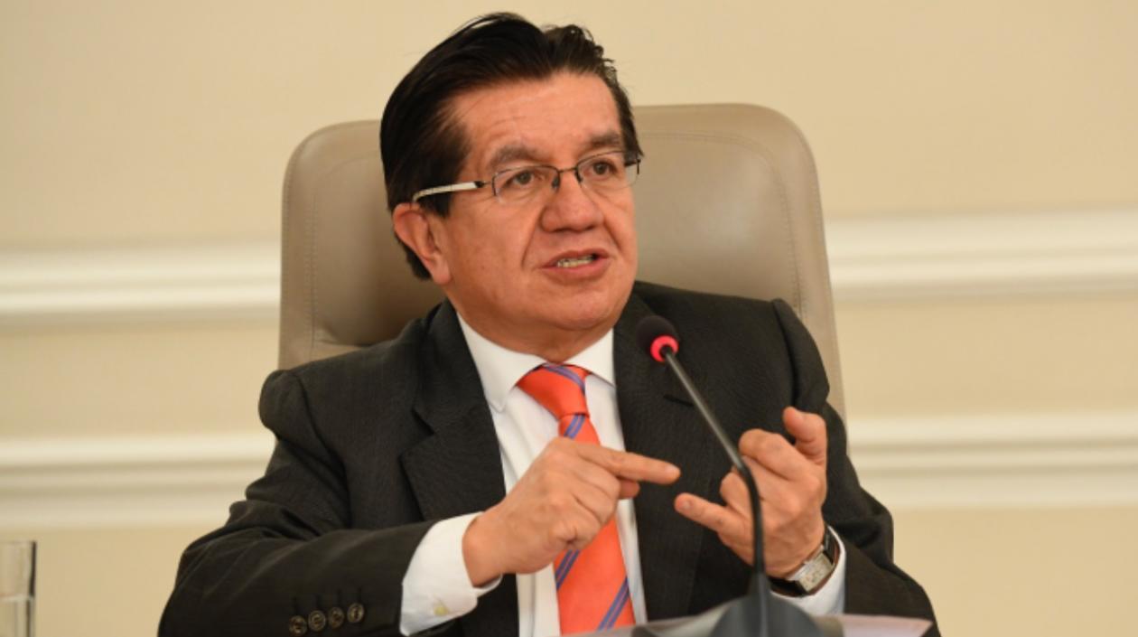 Fernando Ruiz, ministro de Salud.