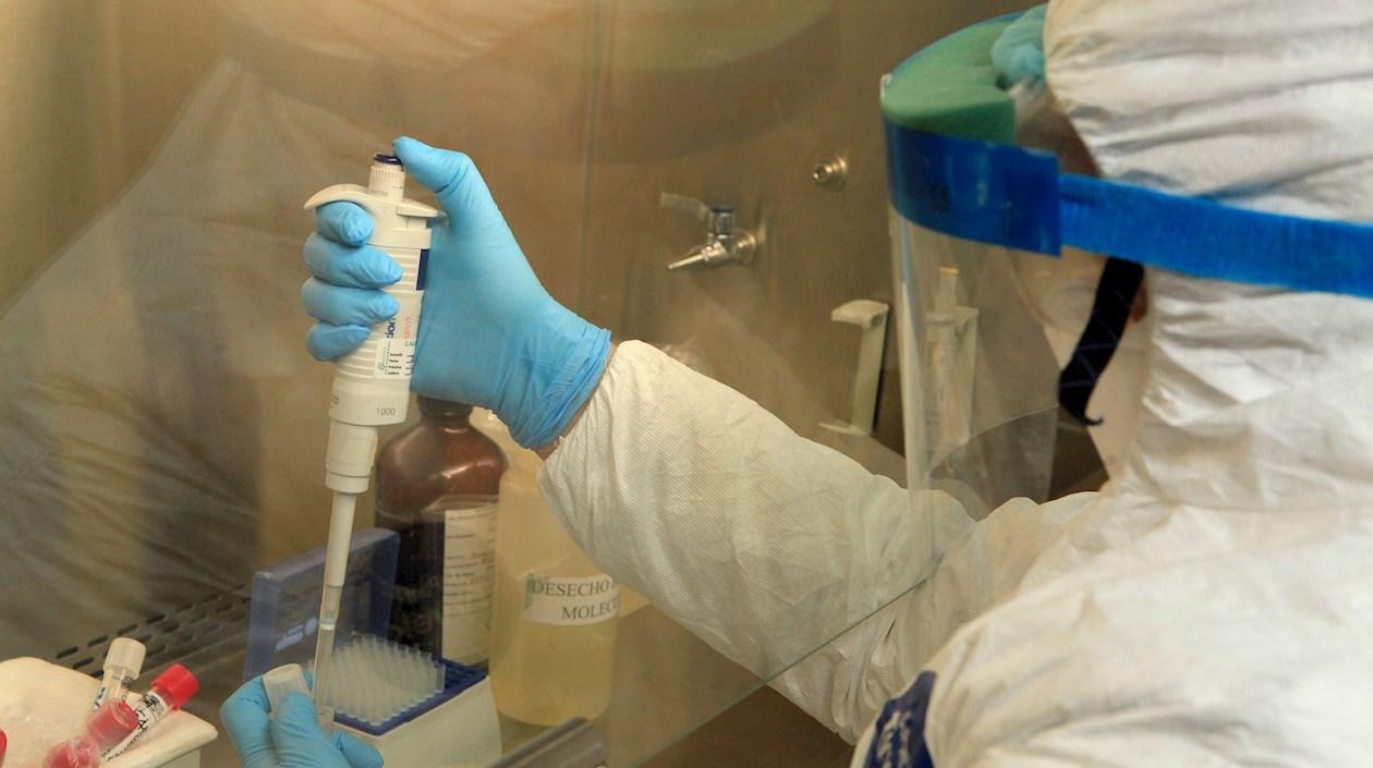 Cifra de contagiados por coronavirus en Colombia sigue exponencialmente subiendo.