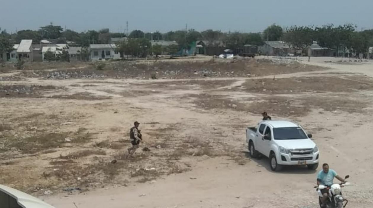 El Ejército en la búsqueda del delincuente que hirió al tendero.