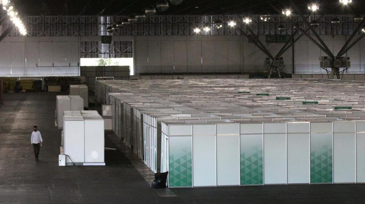 Plano general de un hospital de campaña para atender pacientes con coronavirus en el Complejo de Anhembi, en Sao Paulo (Brasil).