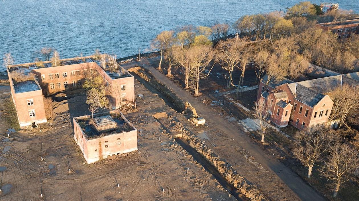 La isla de Hart se ha usado como cementerio público de la ciudad durante más de 150 años.