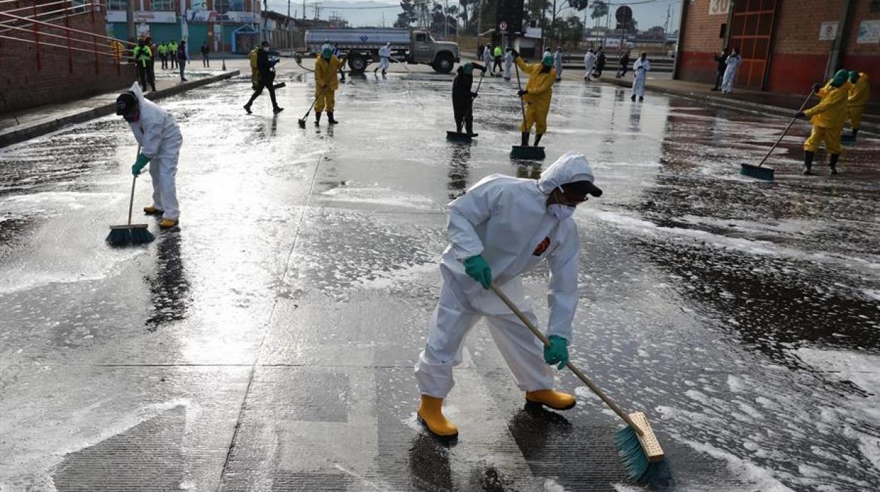 Limpieza en Corabastos este Viernes Santo.
