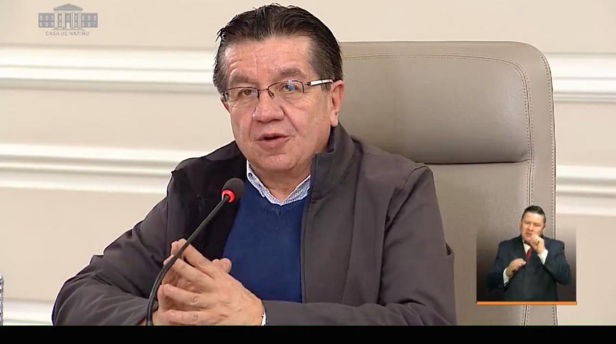 Fernando Ruiz, Ministro de Salud.