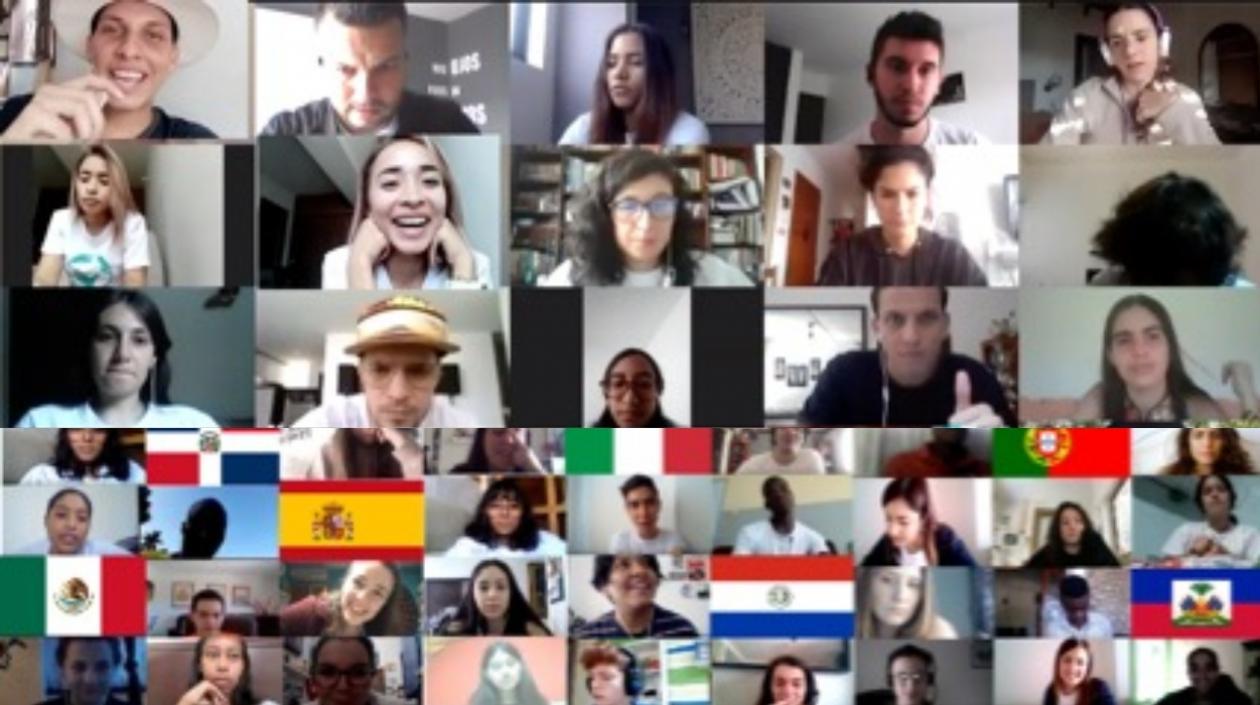 Jóvenes participantes durante el ciberencuentro.