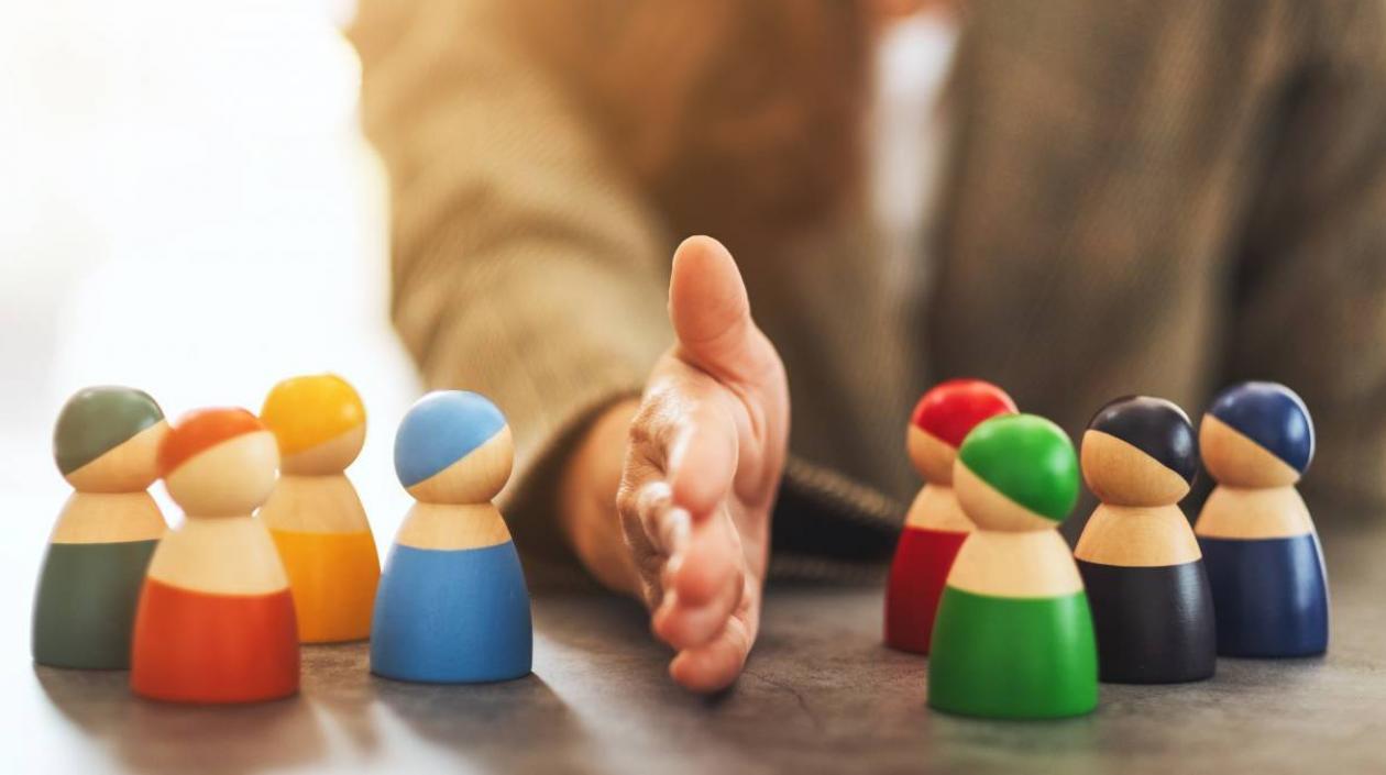 Las medidas de distanciamiento social podrían durar hasta 2022.