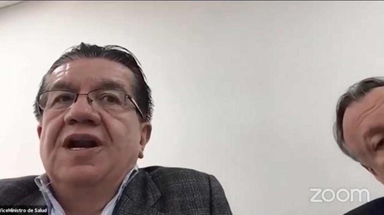 Fernando Ruiz, Ministro de Salud.