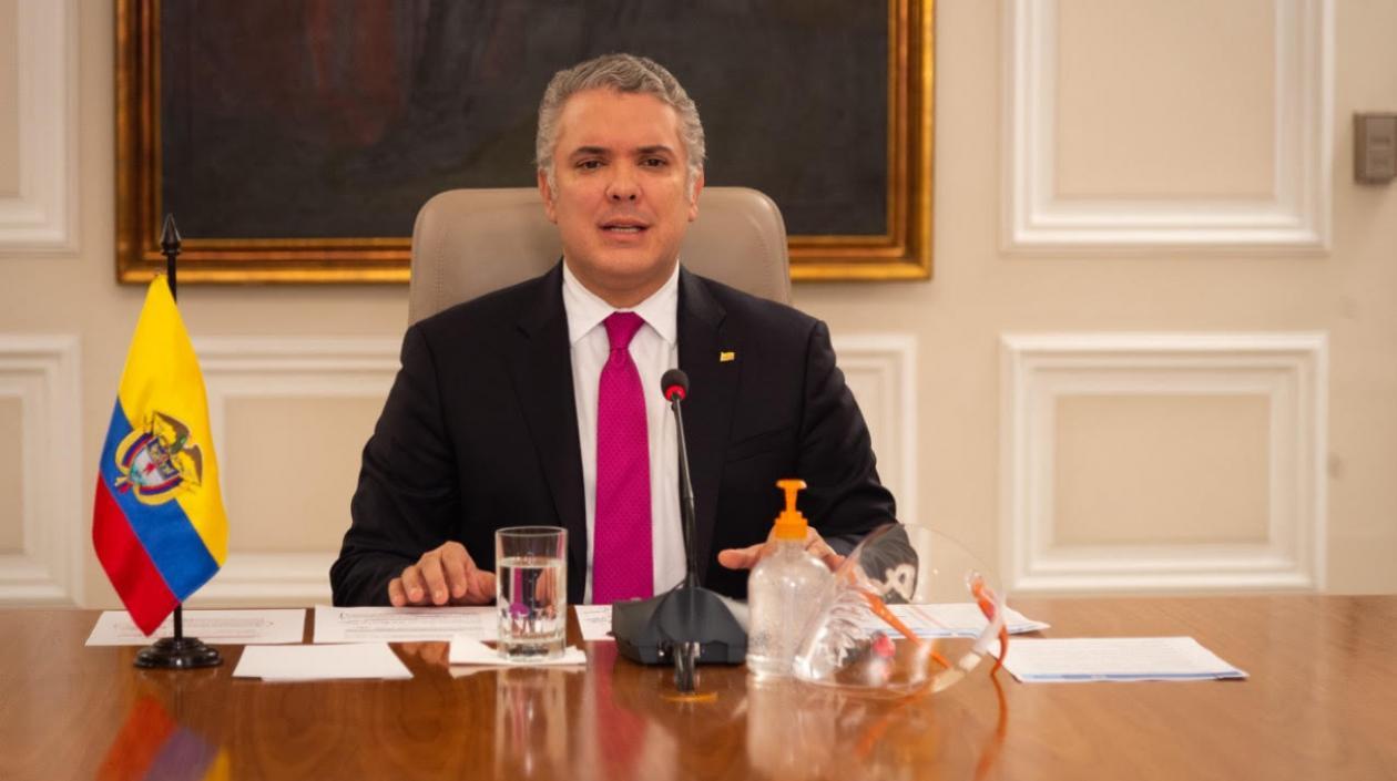 alternativo 'Tajadita' en la premiación de la octava estrella en Medellín