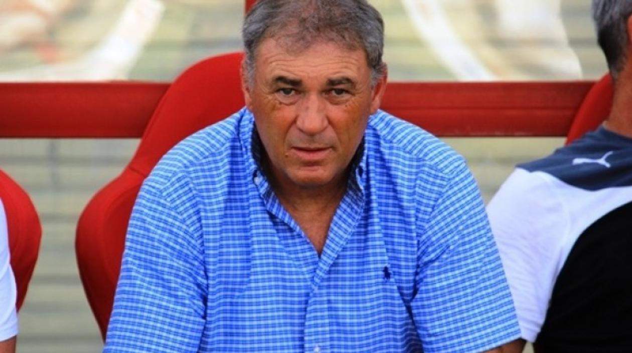 El entrenador y exportero Nery Pumpido.