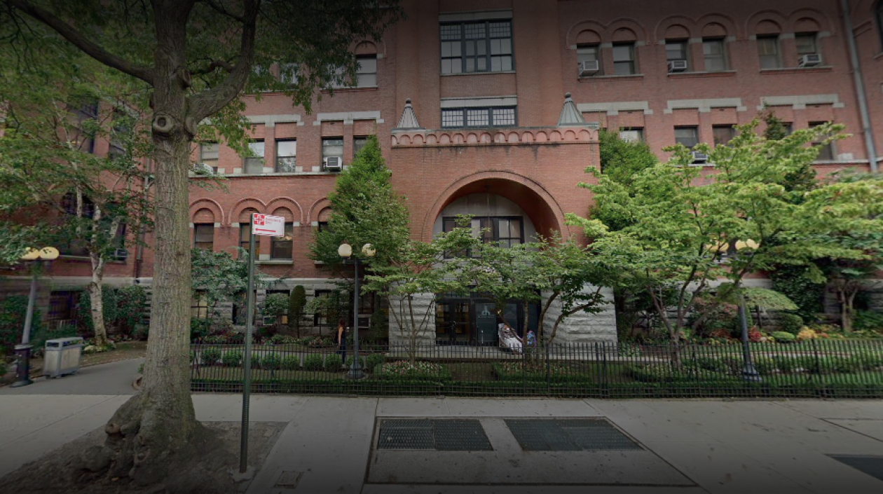 Cobble Hill Health Center de Brooklyn, con 55 muertos, es el registrado con mayor número de fallecidos.