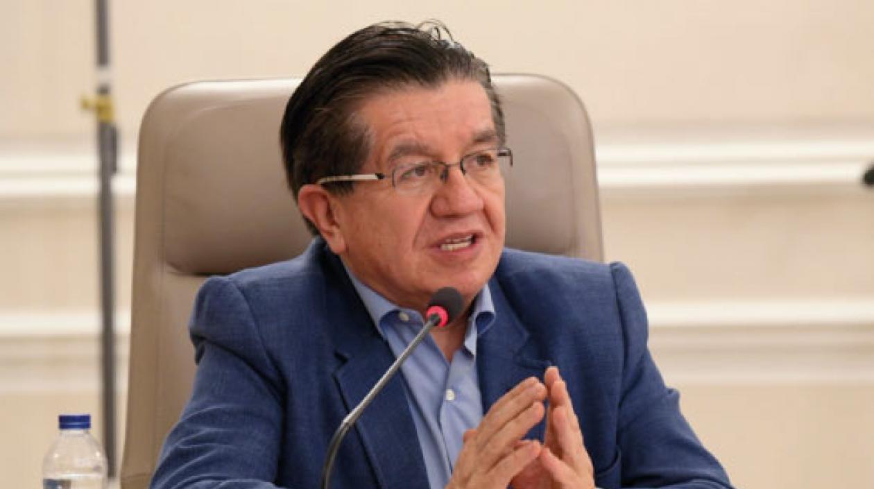 Fernando Ruiz Gómez, ministro de Salud.