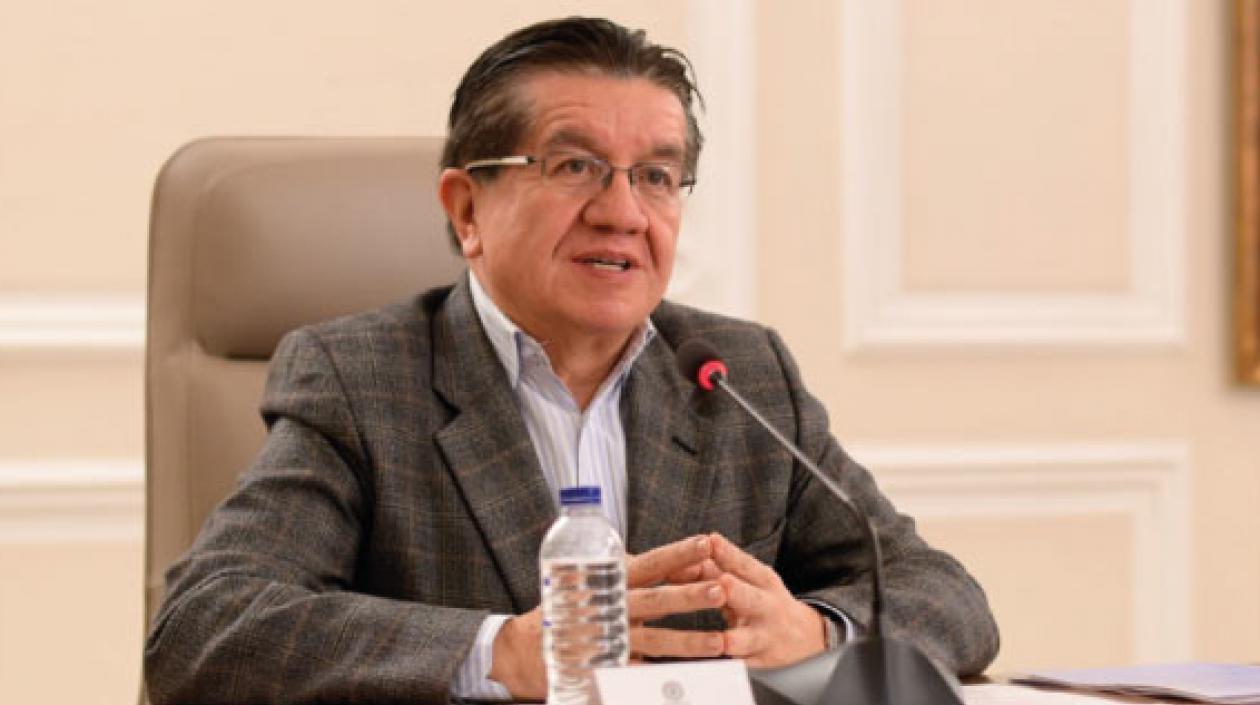 El Ministro de Salud, Fernando Ruiz.