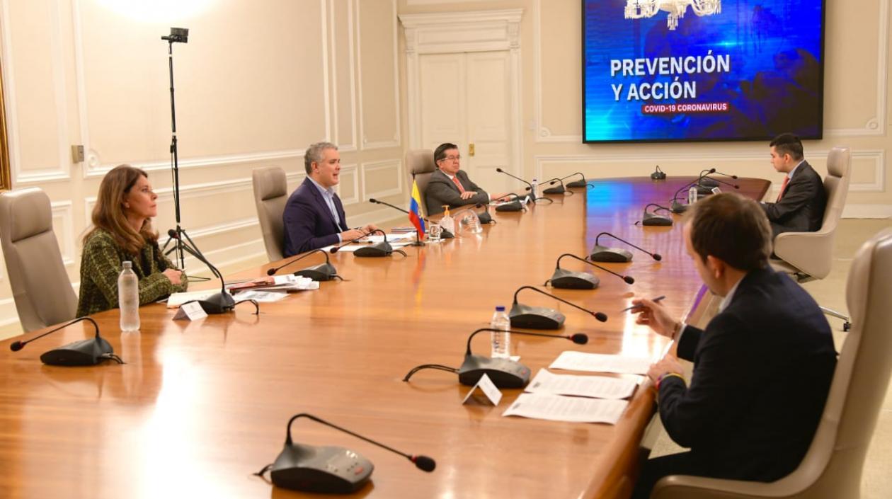 El Presidente de la República, Iván Duque y su grupo de trabajo.